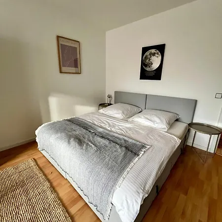 Thefairhome - 5 Min To Fair, 8min To Center Apartman *